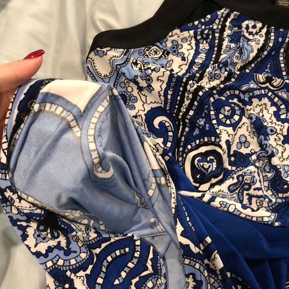 Blouse - Picture 4 of 4